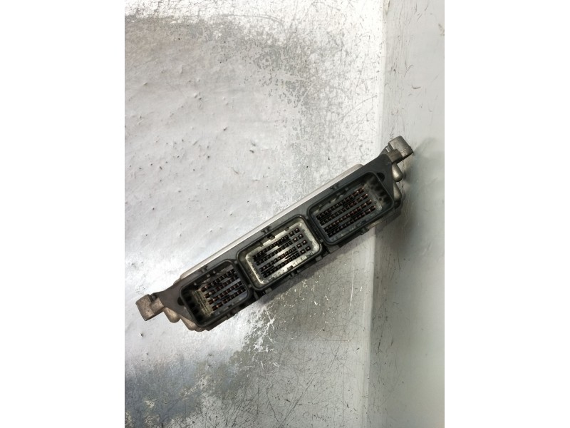 Recambio de centralita motor uce para renault espace iv (jk0/1_) 2.0 dci (jk02, jk03) referencia OEM IAM 0281012996 8200520036 1