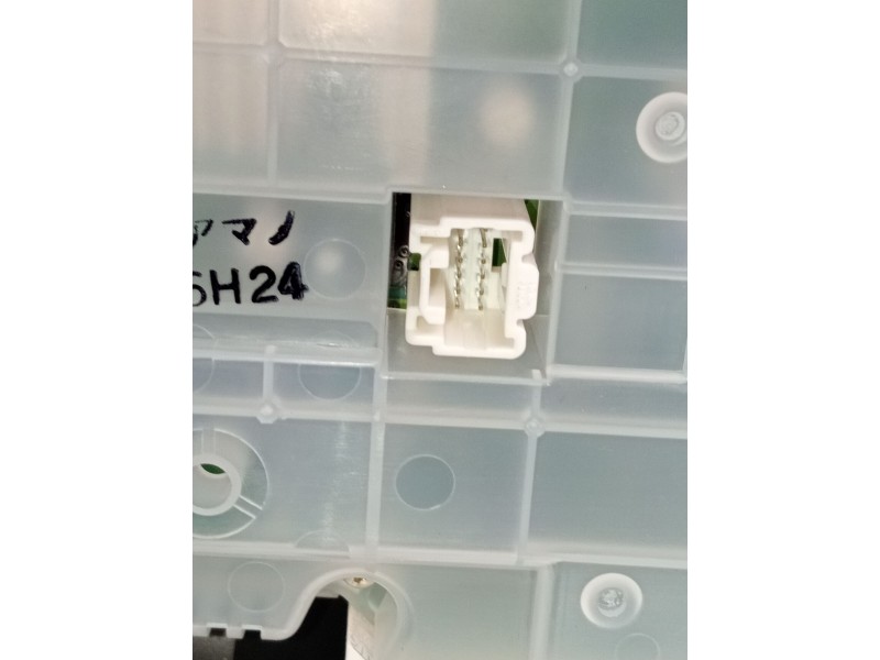 Recambio de cuadro instrumentos para mazda rx-8 (se) básico (170kw) referencia OEM IAM F9FE20  2003