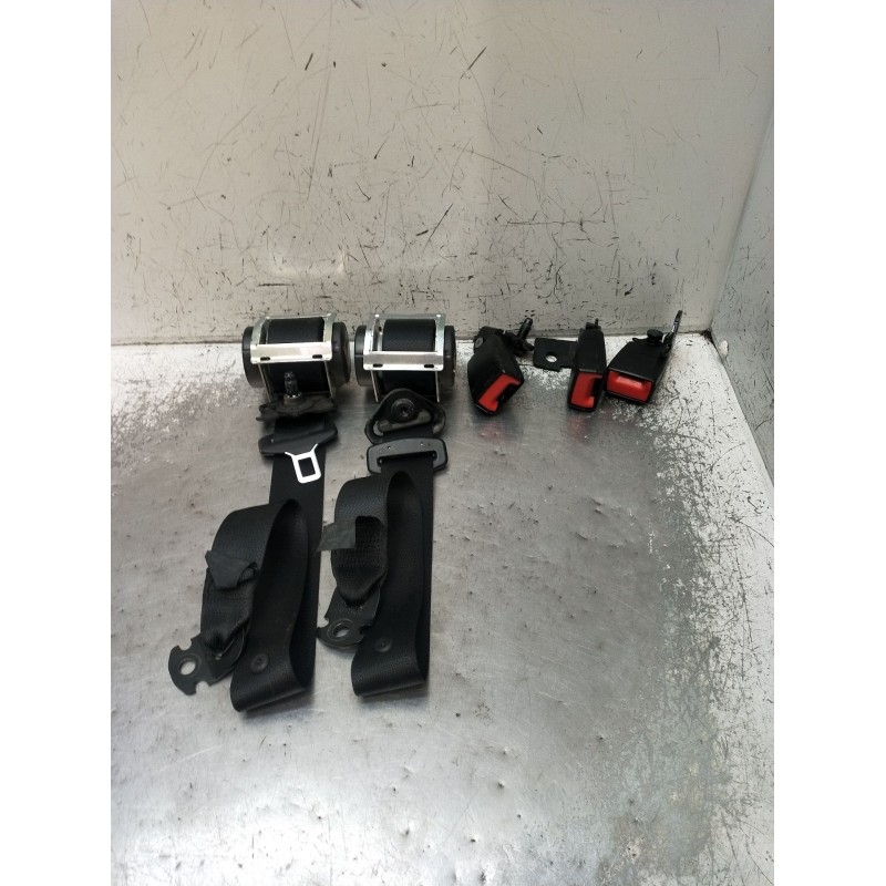Recambio de juego cinturones trasero para opel corsa d (s07) 1.4 (l08, l68) referencia OEM IAM  5P 2006