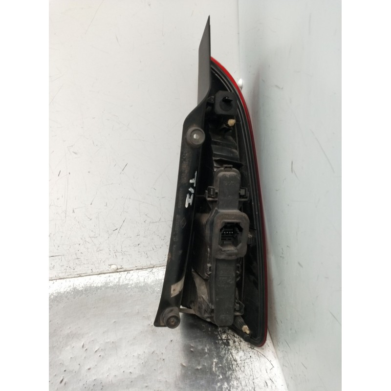 Recambio de piloto trasero izquierdo para renault espace iv (jk0/1_) 2.0 dci (jk02, jk03) referencia OEM IAM   2006