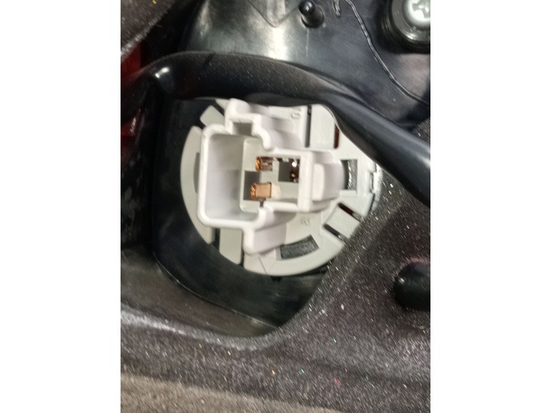 Recambio de piloto trasero derecho para mazda rx-8 (se) básico (170kw) referencia OEM IAM   2003
