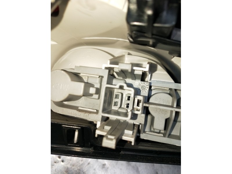 Recambio de piloto trasero derecho para volvo c30 (533) 1.6 d referencia OEM IAM   2007