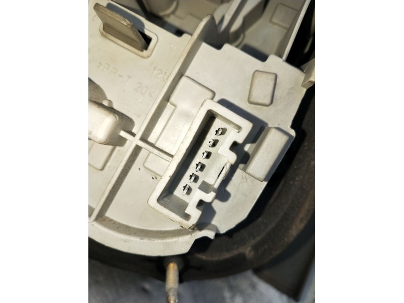 Recambio de piloto trasero derecho para toyota corolla verso (zer_, zze12_, r1_) 2.0 d-4d (cur10_) referencia OEM IAM   2004