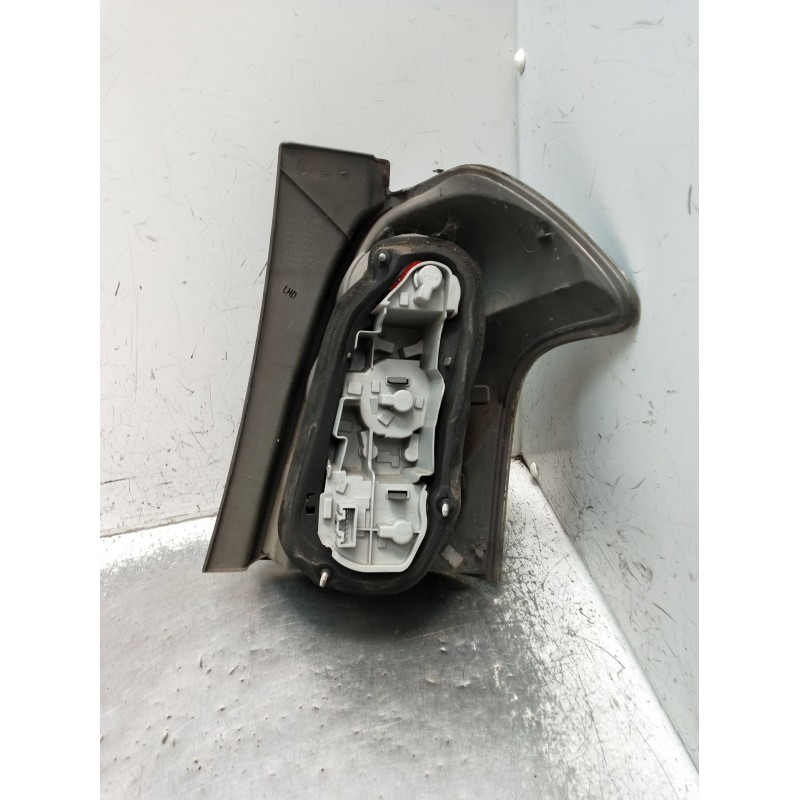 Recambio de piloto trasero izquierdo para toyota corolla verso (zer_, zze12_, r1_) 2.0 d-4d (cur10_) referencia OEM IAM   2004