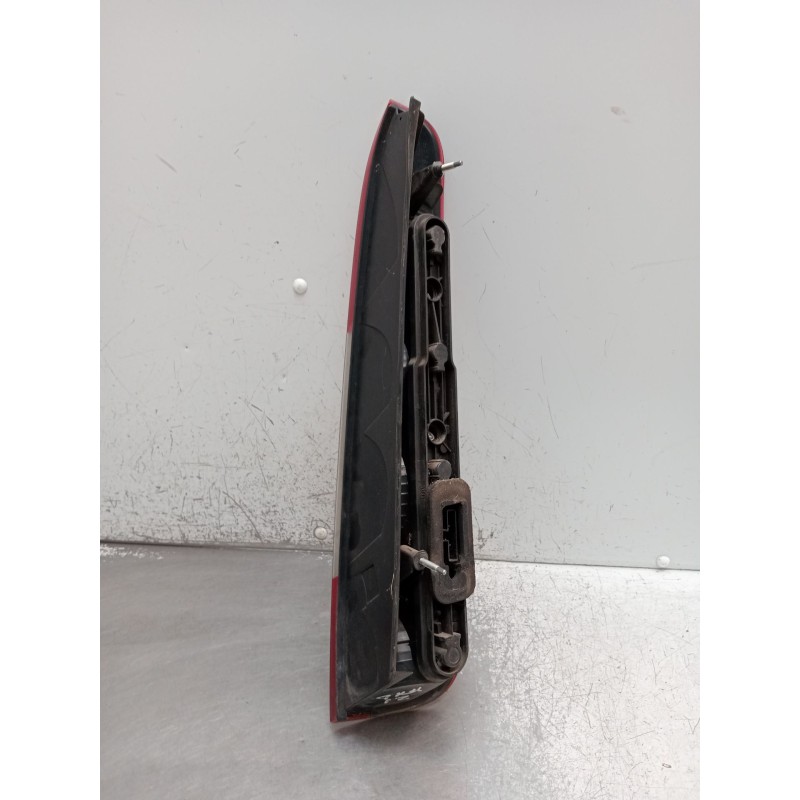 Recambio de piloto trasero izquierdo para ford focus c-max (dm2) 1.6 tdci referencia OEM IAM   2003