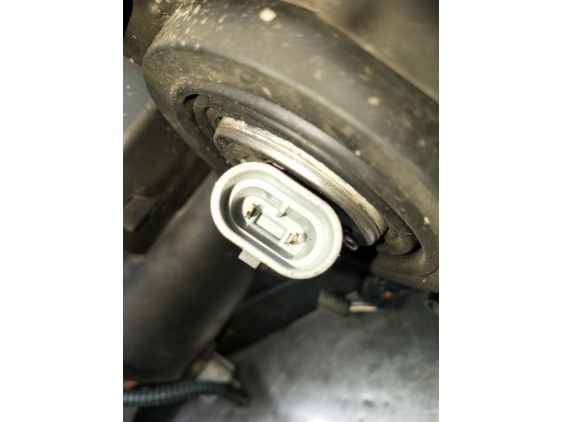 Recambio de faro derecho para toyota corolla verso (zer_, zze12_, r1_) 2.0 d-4d (cur10_) referencia OEM IAM   2004