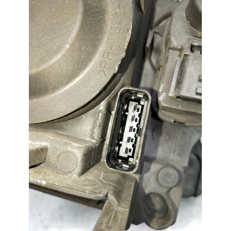 Recambio de faro izquierdo para renault espace iv (jk0/1_) 2.0 dci (jk02, jk03) referencia OEM IAM 8200394702  2006