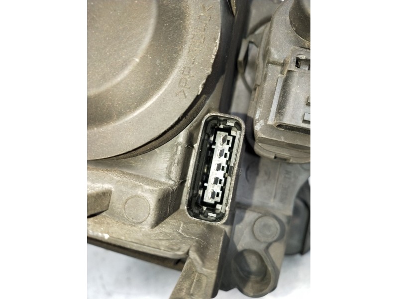 Recambio de faro izquierdo para renault espace iv (jk0/1_) 2.0 dci (jk02, jk03) referencia OEM IAM 8200394702  2006