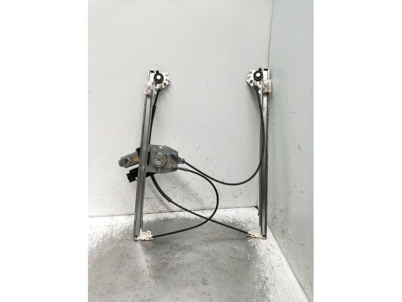 Recambio de elevalunas delantero izquierdo para renault espace iv (jk0/1_) 2.0 dci (jk02, jk03) referencia OEM IAM  5P 2006