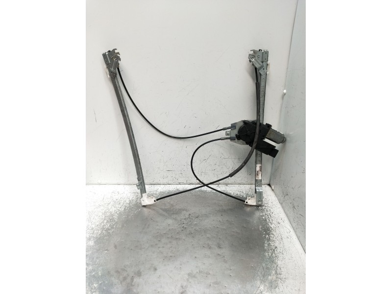 Recambio de elevalunas delantero izquierdo para renault espace iv (jk0/1_) 2.0 dci (jk02, jk03) referencia OEM IAM  5P 2006
