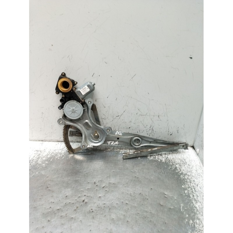 Recambio de elevalunas delantero derecho para toyota corolla verso (zer_, zze12_, r1_) 2.0 d-4d (cur10_) referencia OEM IAM 9972