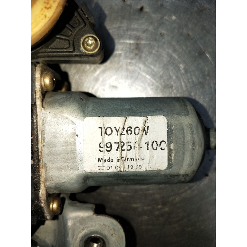 Recambio de elevalunas delantero derecho para toyota corolla verso (zer_, zze12_, r1_) 2.0 d-4d (cur10_) referencia OEM IAM 9972
