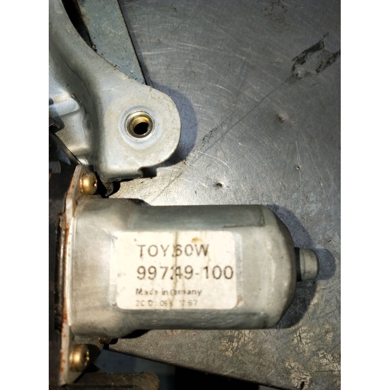 Recambio de elevalunas delantero izquierdo para toyota corolla verso (zer_, zze12_, r1_) 2.0 d-4d (cur10_) referencia OEM IAM 99