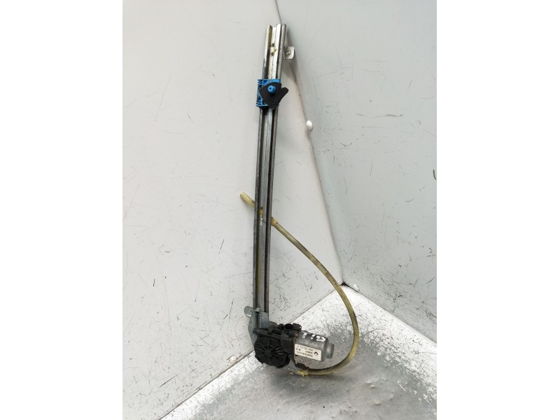Recambio de elevalunas trasero derecho para renault espace iv (jk0/1_) 2.0 dci (jk02, jk03) referencia OEM IAM 8200485233 5P 200