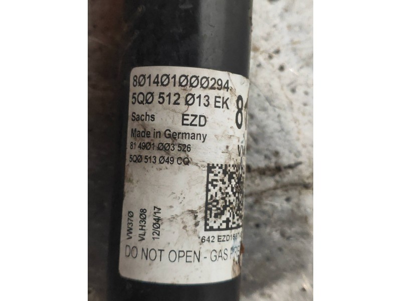 Recambio de amortiguador trasero izquierdo para volkswagen golf vii lim. (bq1) advance referencia OEM IAM 5Q0512013EK  