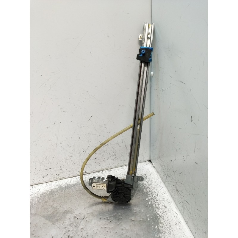Recambio de elevalunas trasero izquierdo para renault espace iv (jk0/1_) 2.0 dci (jk02, jk03) referencia OEM IAM 8200485232 5P 2