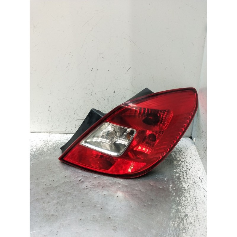 Recambio de piloto trasero derecho para opel corsa d (s07) 1.4 (l08, l68) referencia OEM IAM 13269051 89318821 2006