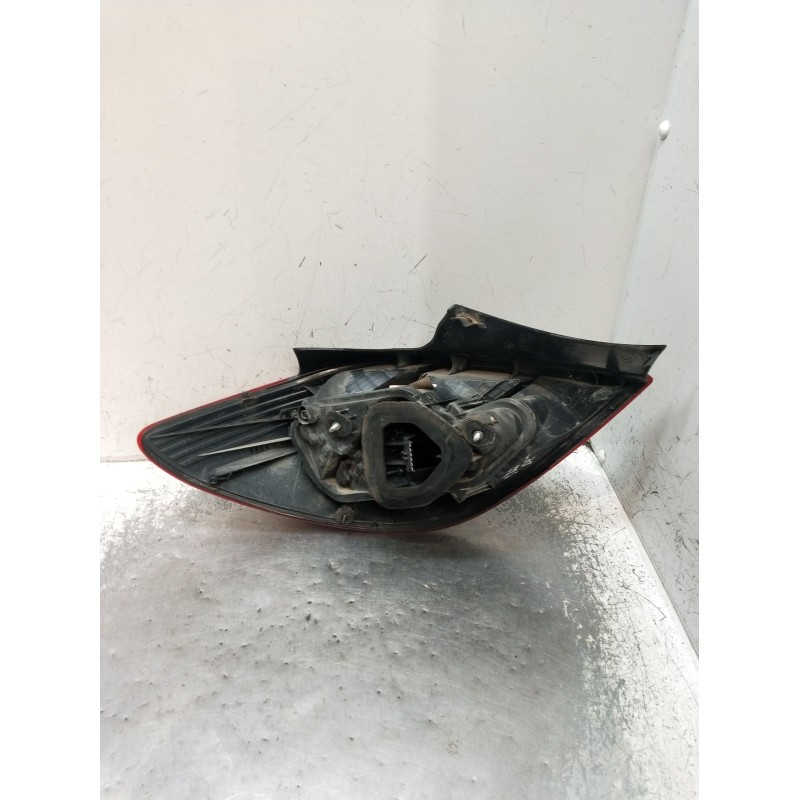 Recambio de piloto trasero derecho para opel corsa d (s07) 1.4 (l08, l68) referencia OEM IAM 13269051 89318821 2006