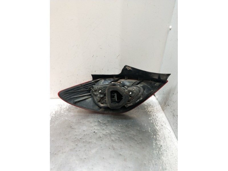 Recambio de piloto trasero derecho para opel corsa d (s07) 1.4 (l08, l68) referencia OEM IAM 13269051 89318821 2006