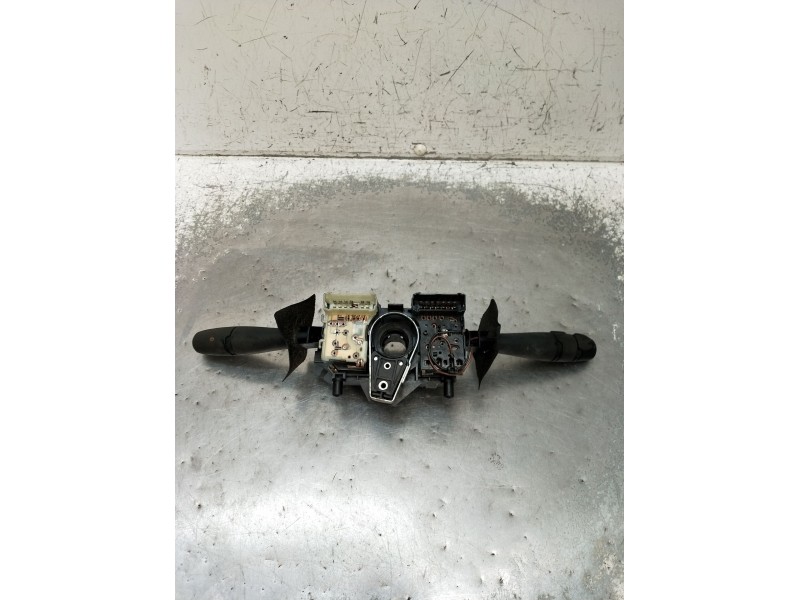 Recambio de mando luces para renault master ii furgoneta (fd) 2.8 dti referencia OEM IAM 7700353367  1998
