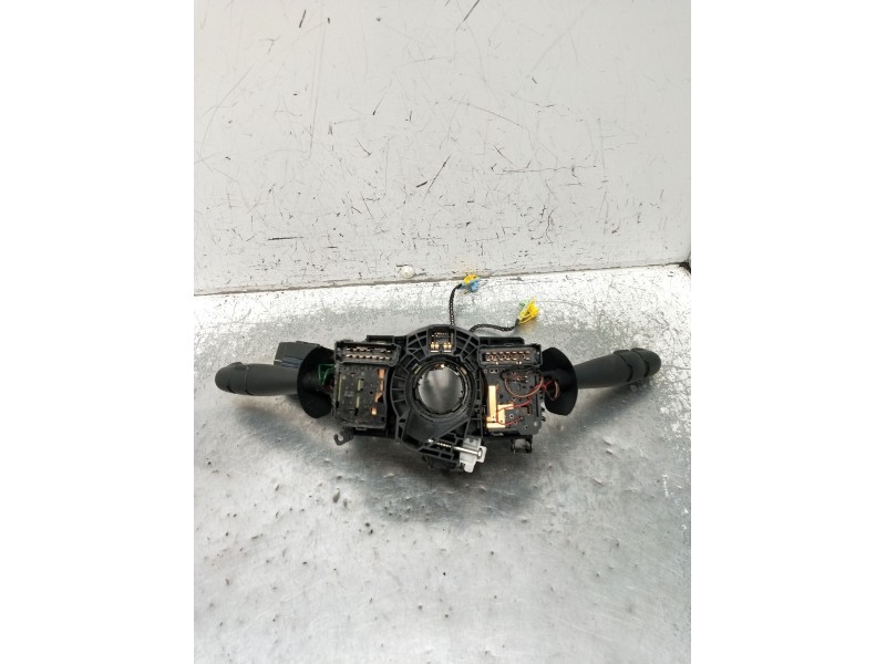 Recambio de mando luces para renault espace iv (jk0/1_) 2.0 dci (jk02, jk03) referencia OEM IAM 8200328896  2006