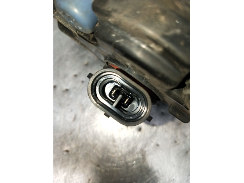 Recambio de faro antiniebla derecho para renault espace iv (jk0/1_) 2.0 dci (jk02, jk03) referencia OEM IAM 89201781 8200002470 