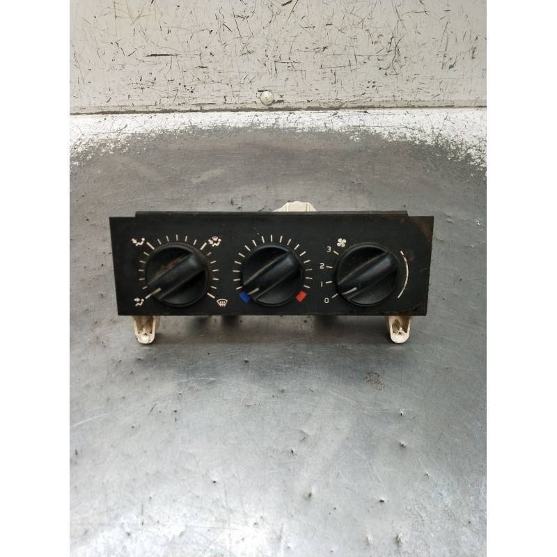 Recambio de mando calefaccion / aire acondicionado para renault master ii furgoneta (fd) 2.8 dti referencia OEM IAM 133761F 1010