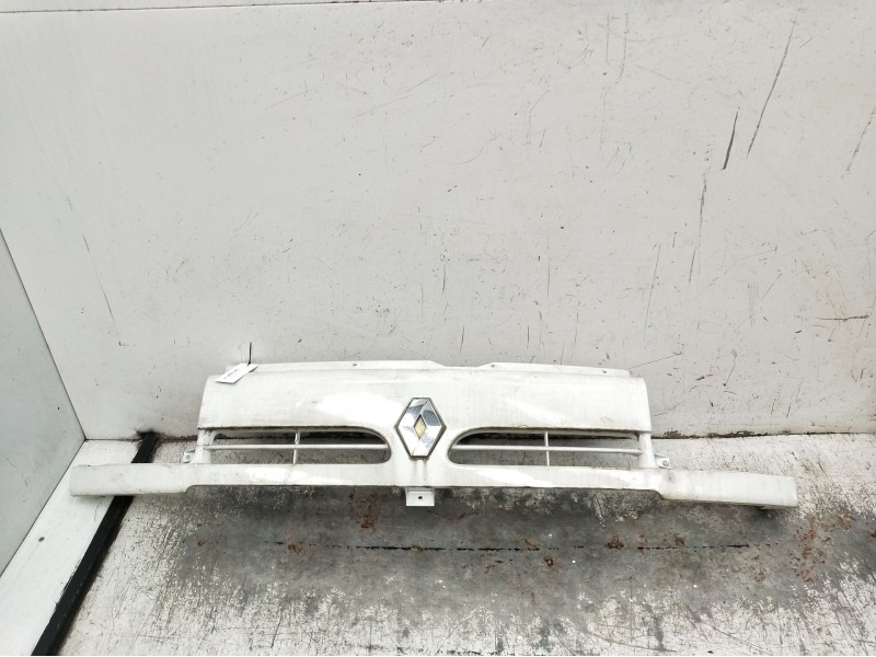 Recambio de rejilla delantera para renault master ii furgoneta (fd) 2.8 dti referencia OEM IAM   1998