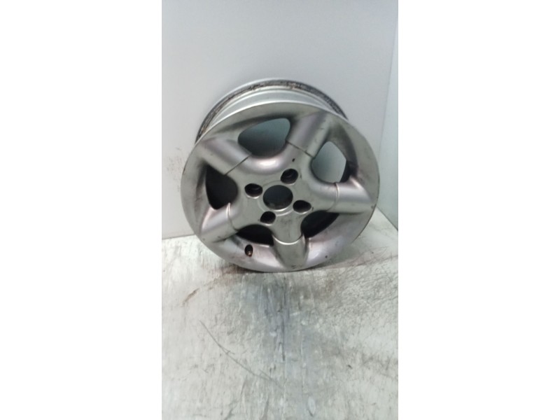 Recambio de juego llantas para renault clio i (b/c57_, 5/357_) 1.9 d (b/c/s576, b/c/s57l) referencia OEM IAM 6J14H2 ET33 