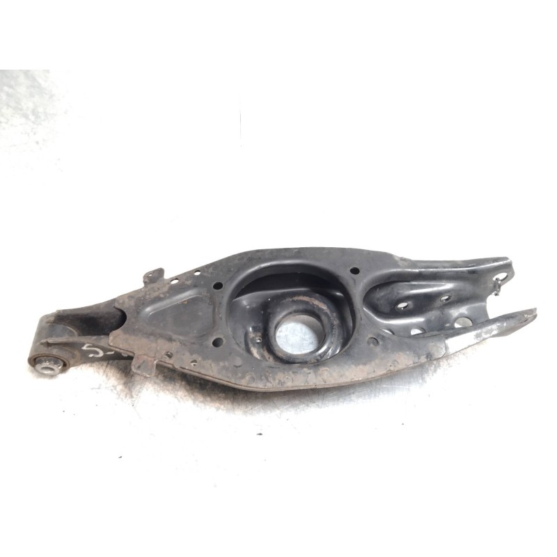 Recambio de brazo suspension inferior trasero derecho para ssangyong rodius 2.7 turbodiesel cat referencia OEM IAM   