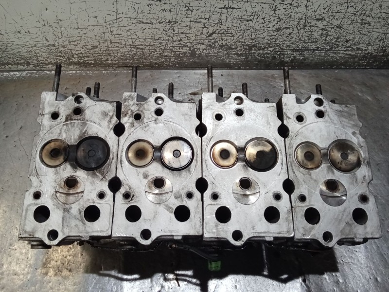 Recambio de culata para chrysler voyager ii (es) 2.5 td referencia OEM IAM M00  