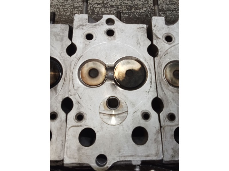 Recambio de culata para chrysler voyager ii (es) 2.5 td referencia OEM IAM M00  