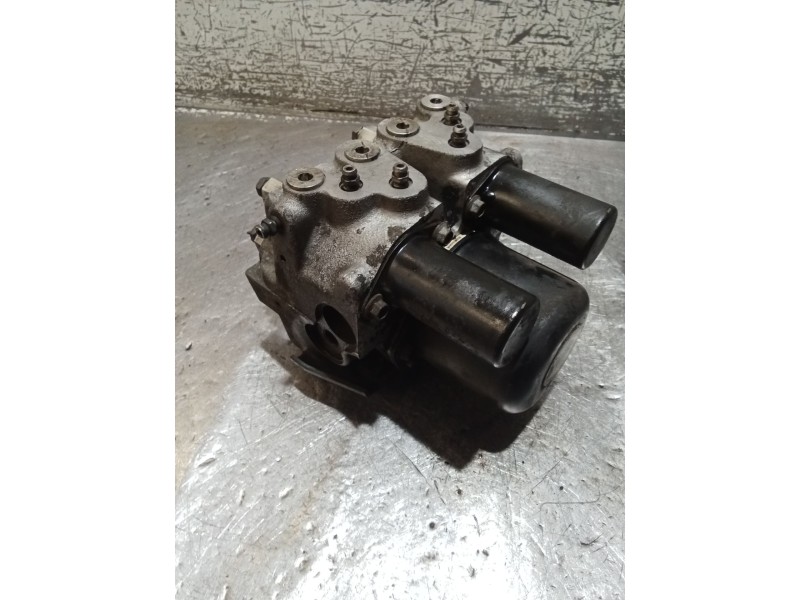 Recambio de abs para chrysler voyager ii (es) 2.5 td referencia OEM IAM 2822531 560062050 TLCBC000062060