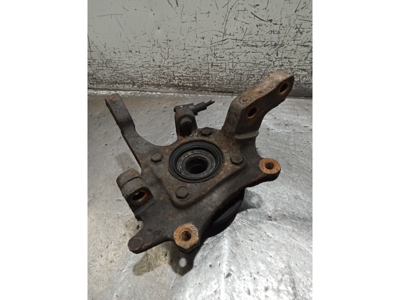 Recambio de mangueta delantera izquierda para chrysler voyager ii (es) 2.5 td referencia OEM IAM   