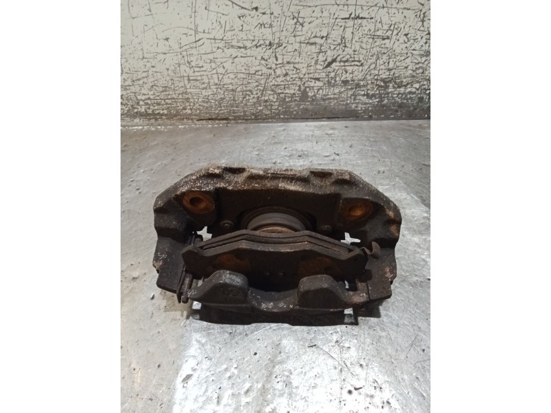 Recambio de pinza freno delantera izquierda para chrysler voyager ii (es) 2.5 td referencia OEM IAM   