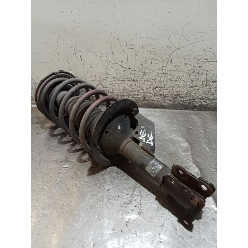 Recambio de amortiguador delantero derecho para chrysler voyager ii (es) 2.5 td referencia OEM IAM   