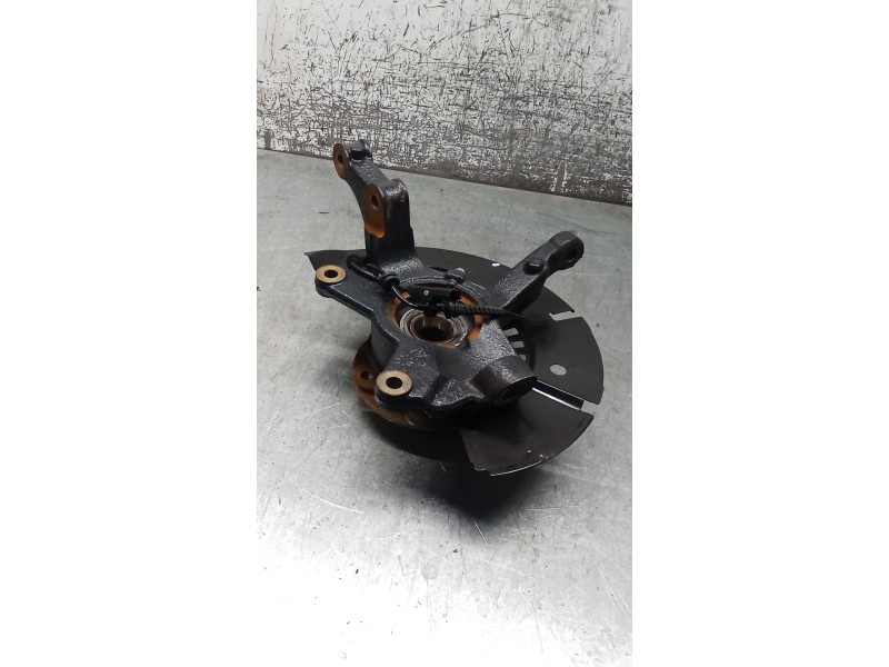 Recambio de mangueta delantera derecha para renault captur iii captur e-tech hybrid referencia OEM IAM   25