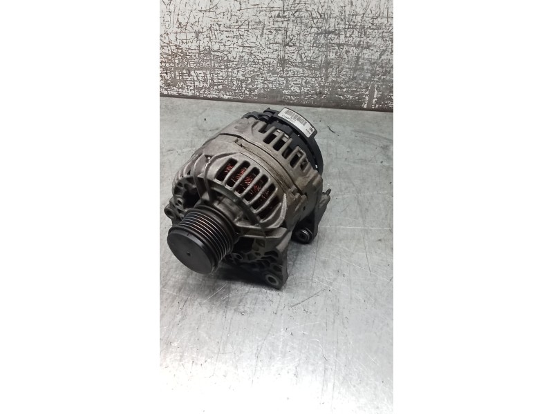 Recambio de alternador para seat ibiza ii (6k1) 1.9 tdi referencia OEM IAM 038903023K 0124315001 70A
