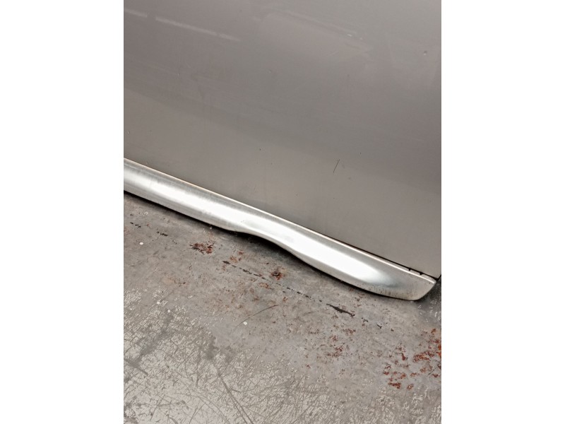 Recambio de puerta delantera derecha para audi allroad c5 (4bh) 2.5 tdi quattro referencia OEM IAM  5P 2000