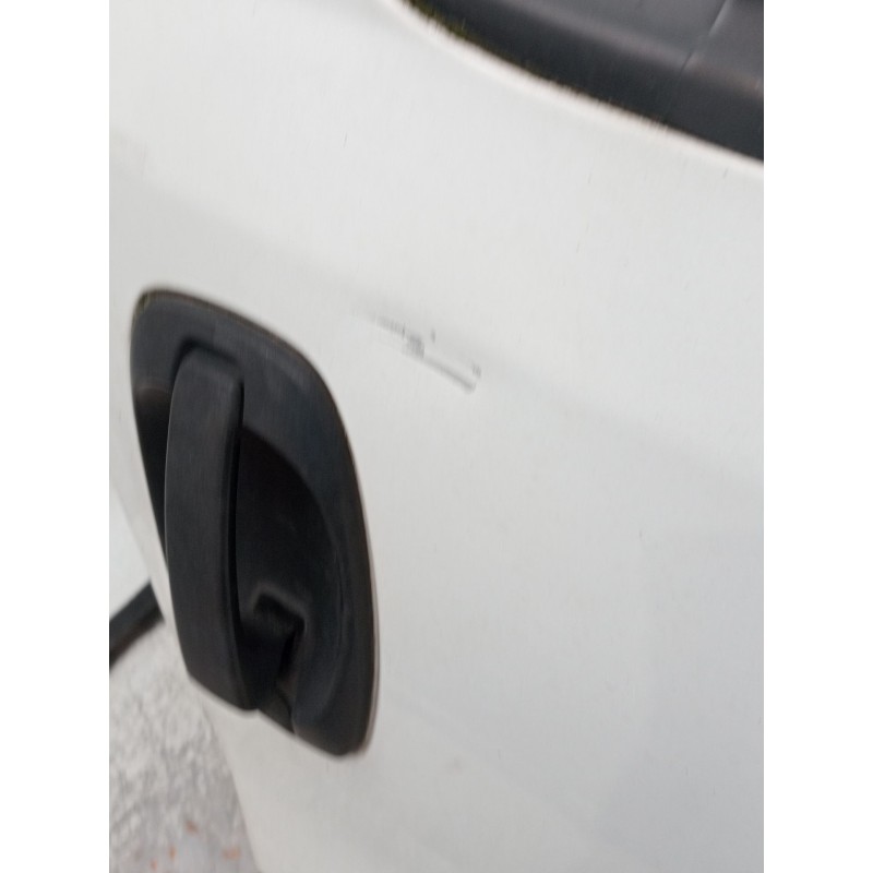 Recambio de puerta delantera derecha para fiat doblo cargo (263_) 1.3 d multijet (263wxu1a) referencia OEM IAM   