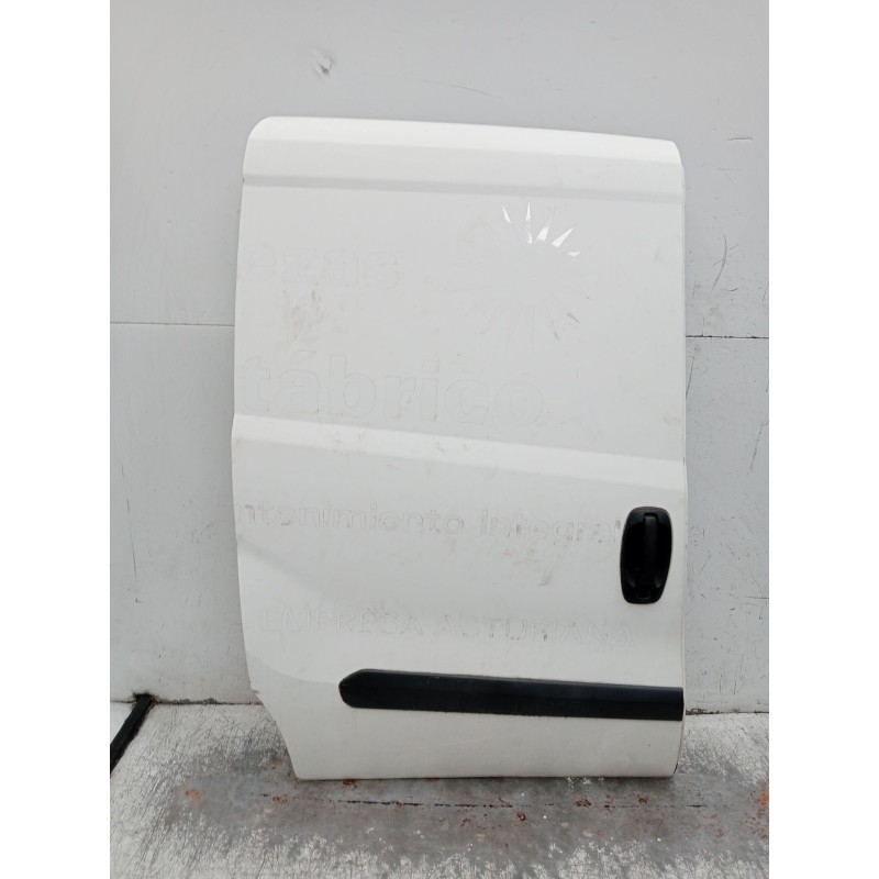 Recambio de puerta lateral corredera derecha para fiat doblo cargo (263_) 1.3 d multijet (263wxu1a) referencia OEM IAM   