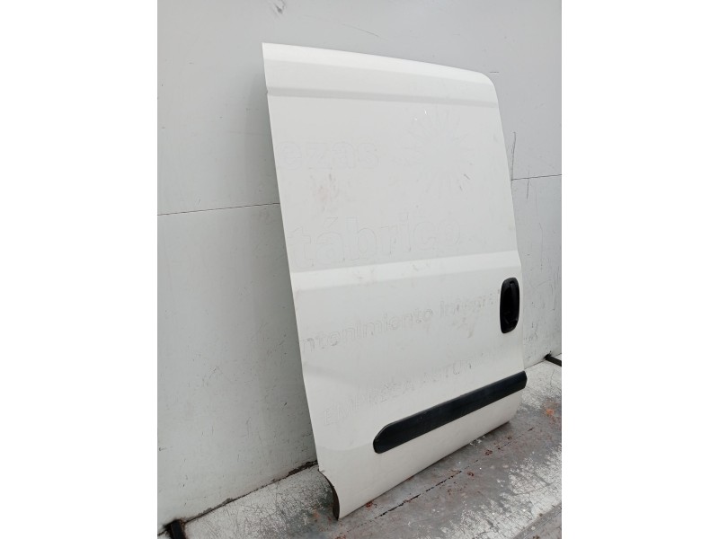 Recambio de puerta lateral corredera derecha para fiat doblo cargo (263_) 1.3 d multijet (263wxu1a) referencia OEM IAM   