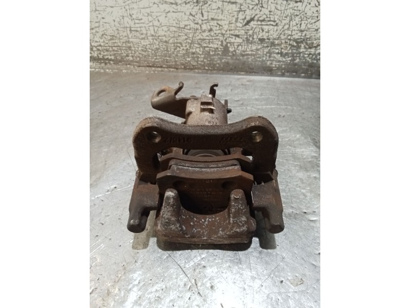 Recambio de pinza freno trasera derecha para renault megane ii (bm0/1_, cm0/1_) 1.9 dci (bm0g, cm0g) referencia OEM IAM   03