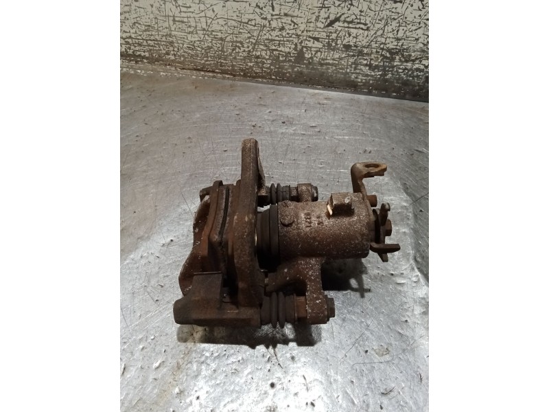 Recambio de pinza freno trasera derecha para renault megane ii (bm0/1_, cm0/1_) 1.9 dci (bm0g, cm0g) referencia OEM IAM   03