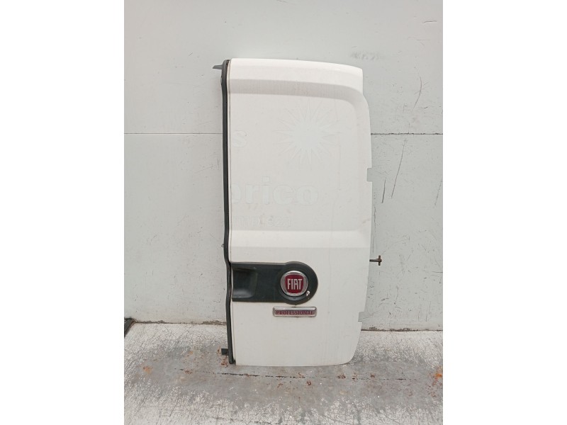 Recambio de puerta trasera derecha para fiat doblo cargo (263_) 1.3 d multijet (263wxu1a) referencia OEM IAM   