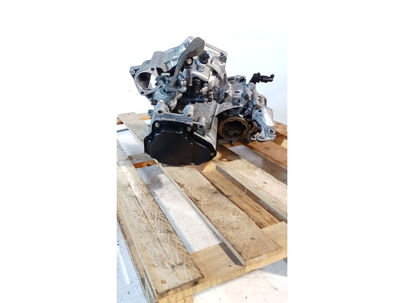 Recambio de caja cambios para seat ibiza ii (6k1) 1.9 tdi referencia OEM IAM EKU 5V 04080 64 0582