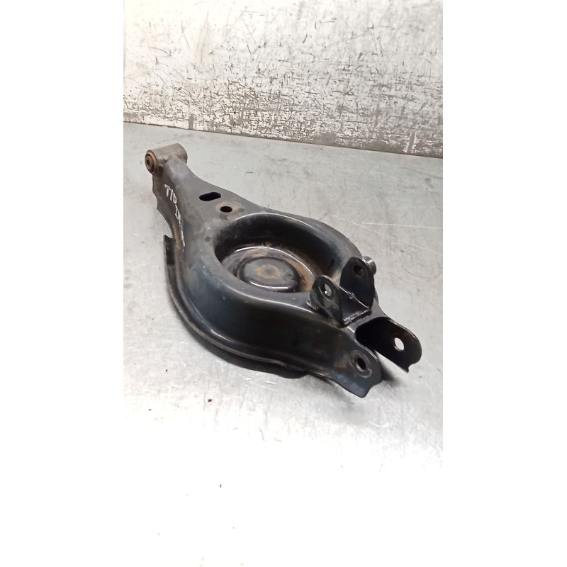 Recambio de brazo suspension inferior trasero derecho para chevrolet captiva (c100, c140) 2.0 d 4wd referencia OEM IAM  POSTERIO