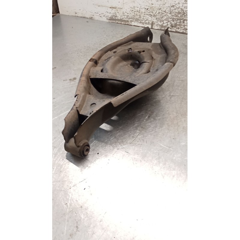 Recambio de brazo suspension inferior trasero derecho para chevrolet captiva (c100, c140) 2.0 d 4wd referencia OEM IAM  POSTERIO