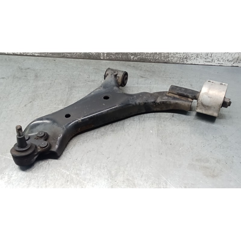 Recambio de brazo suspension inferior delantero izquierdo para chevrolet captiva (c100, c140) 2.0 d 4wd referencia OEM IAM 96819
