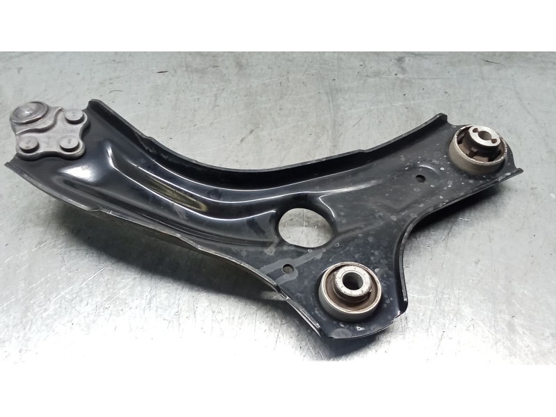 Recambio de brazo suspension inferior delantero izquierdo para renault captur iii captur e-tech hybrid referencia OEM IAM 545017